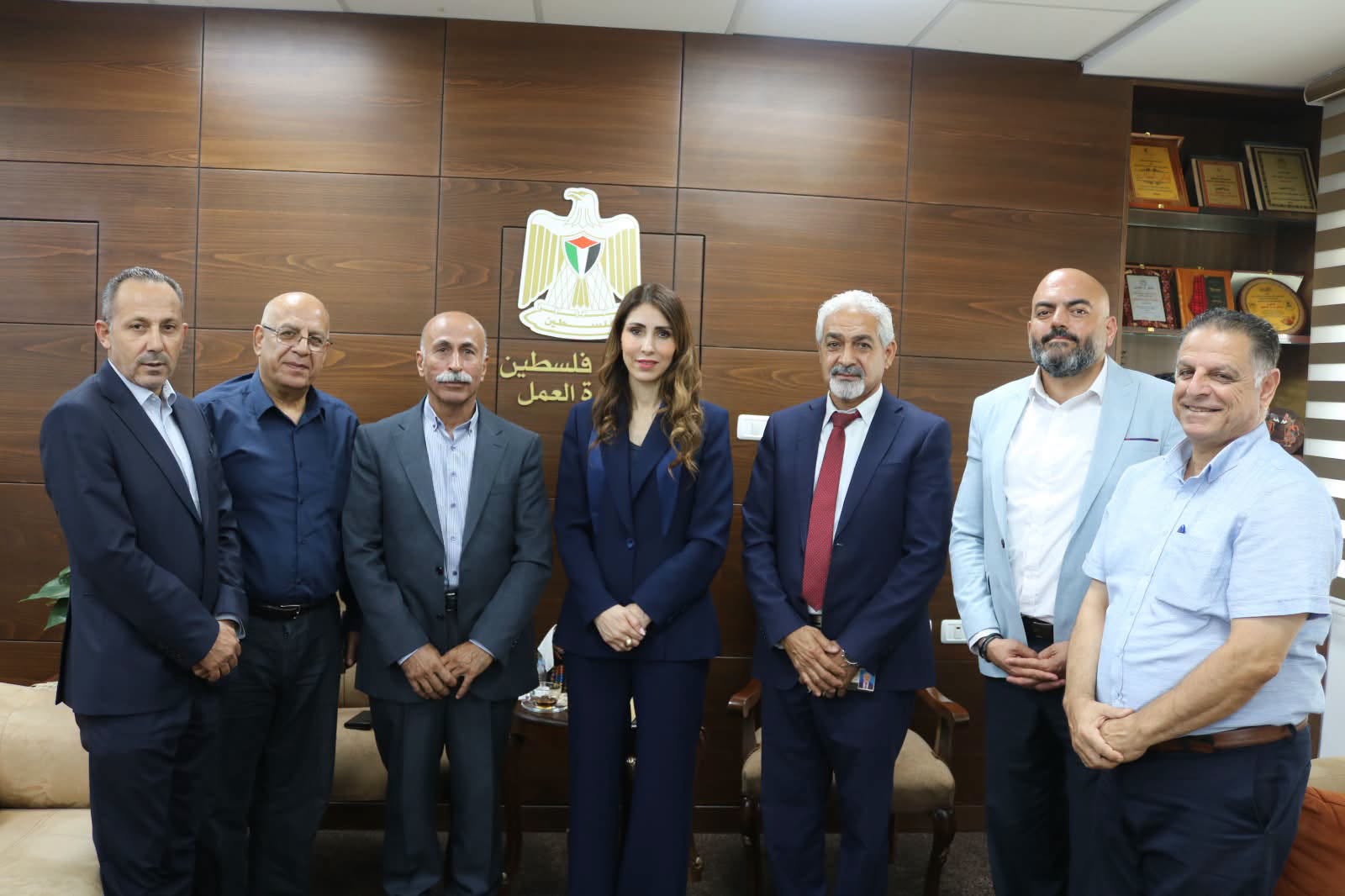 وزيرة العمل تؤكد أهمية الشراكة النقابية وتعزيز الجهود الوطنية لدعم العمال الفلسطينيين.
