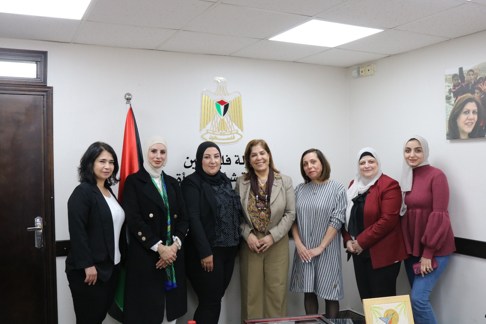 الخليلي: تعزيز المواطنة وتمكين المرأة أولوية في مواجهة تداعيات العدوان 


