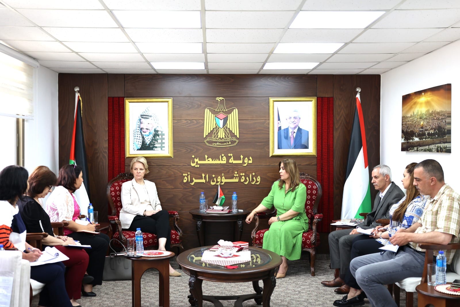 "الخليلي" ندعو سويسرا أن تحذو حذو الدول الاوروبية التي اعترفت بدولة فلسطين

