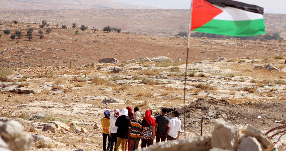 "نساء إف إم" تبدأ بتنفيذ برنامج إذاعي يسلط الضوء على احتياجات نساء وفتيات جنوب الخليل بالتعاون مع مركز "نرسان" 
