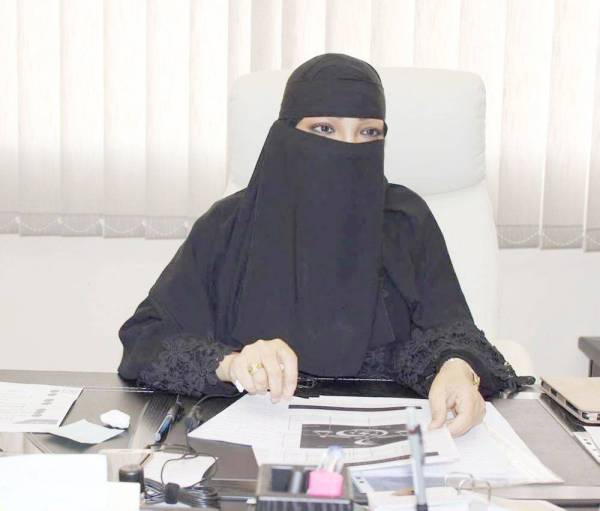 لأول مرة بالسعودية.. وزير العدل يوجه بتعيين 100 كاتبة عدل
