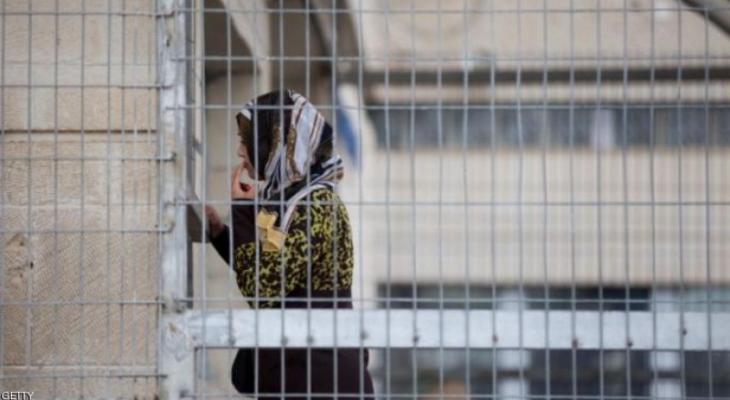 مركز فلسطين: في اليوم الوطني للمرأة 38 أسيرة يعانين ظروف قاسية
