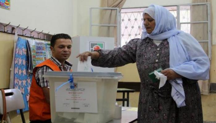 صوت| النساء يرفضن تعديل نظام الانتخابات.. القائمة المفتوحة ليست صديقة للنساء
