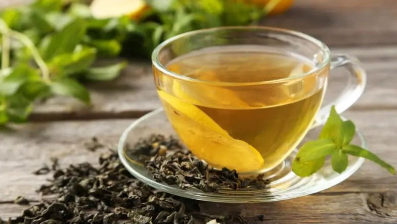 
أبرزها فقدان الوزن.. 5 فوائد للشاي الأخضر مع الليمون