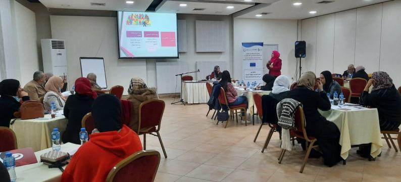 صوت .. مطالبة بتوفير بيئة ملائمة لعمل المرأة وتعزيز المشاركة الاقتصادية للنساء
