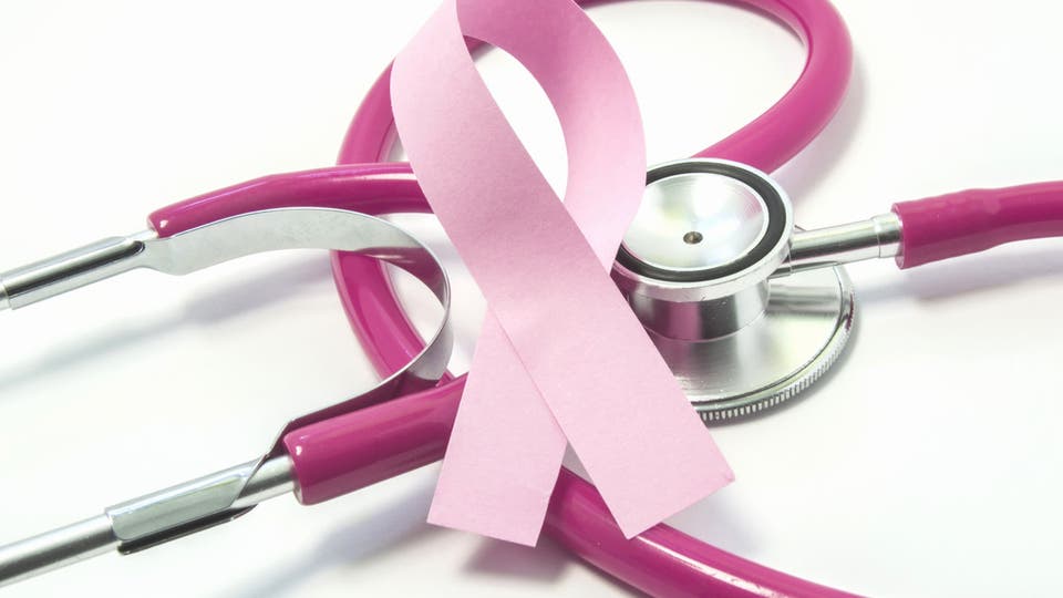 أميركا تقرّ علاجاً لسرطان الثدي الشرس.. باهظ الثمن
