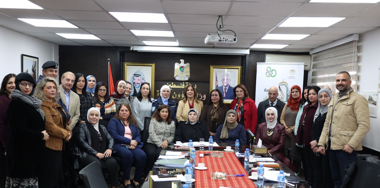 اللجنة الوطنية لمناهضة العنف تعتمد دليلي سياسات وإجراءات مراجعة الحالات الخطرة و ودليل إجراءات نظام التحويل الوطني للنساء المعنفات، نحو منظومة حماية أكثر فاعلية

