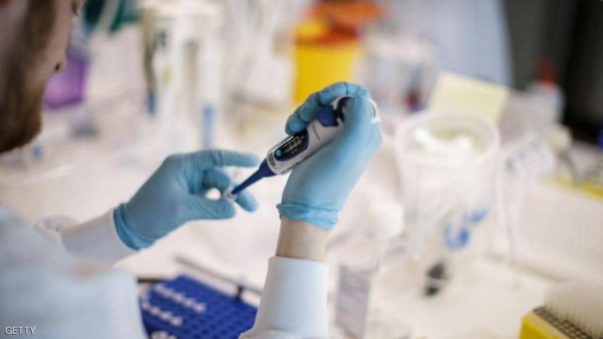 مستشار ترامب يصدم الجميع بشأن "لقاح كورونا"
