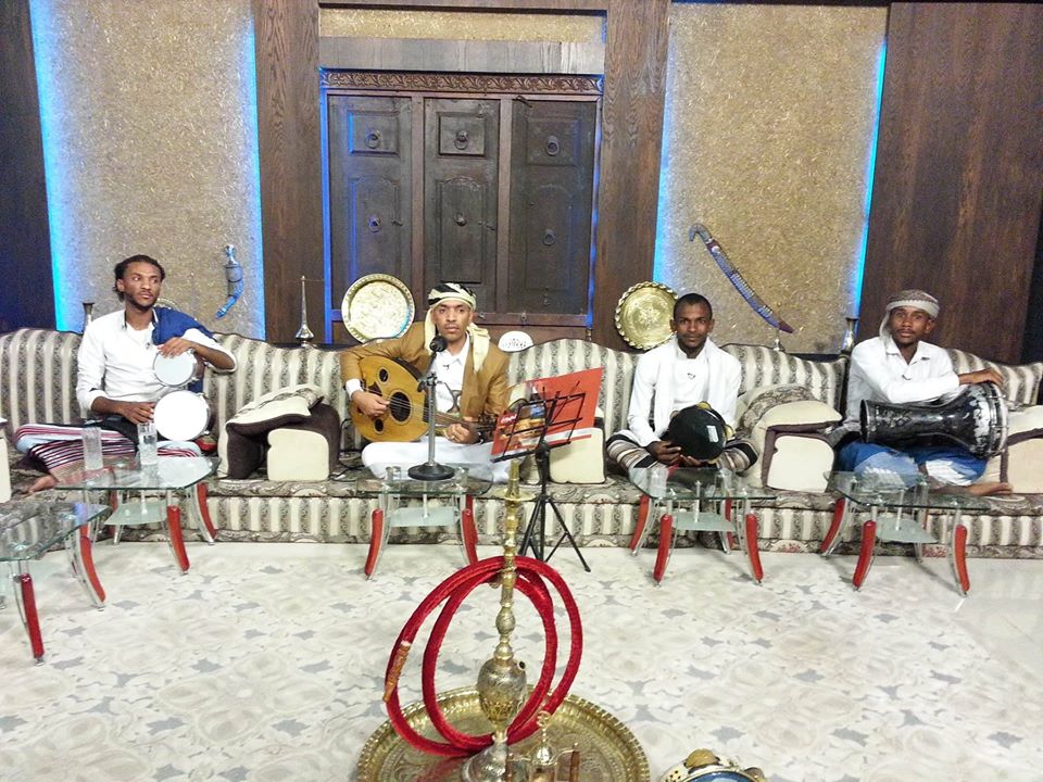 طريقة مبتكرة..برنامج تلفزيوني بدل حفلات الزفاف في اليمن بسبب كورونا
