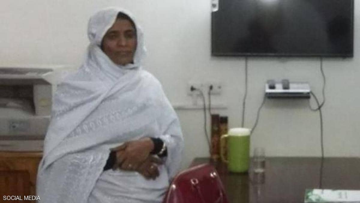 الأستاذة آمال والطبيبة آمنة.. أحلام السودانيات بالعصر الجديد
