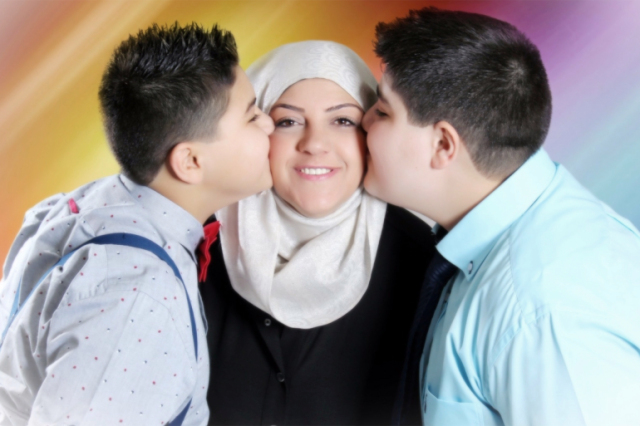 نساء بغياب الرجال.. أمهات أيقونات في مواجهة الحياة
