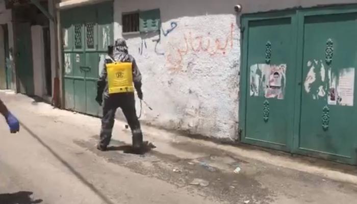 كورونا يتفشى.. إغلاق مخيم العَزّة والدهيشة بسبب "كورونا"
