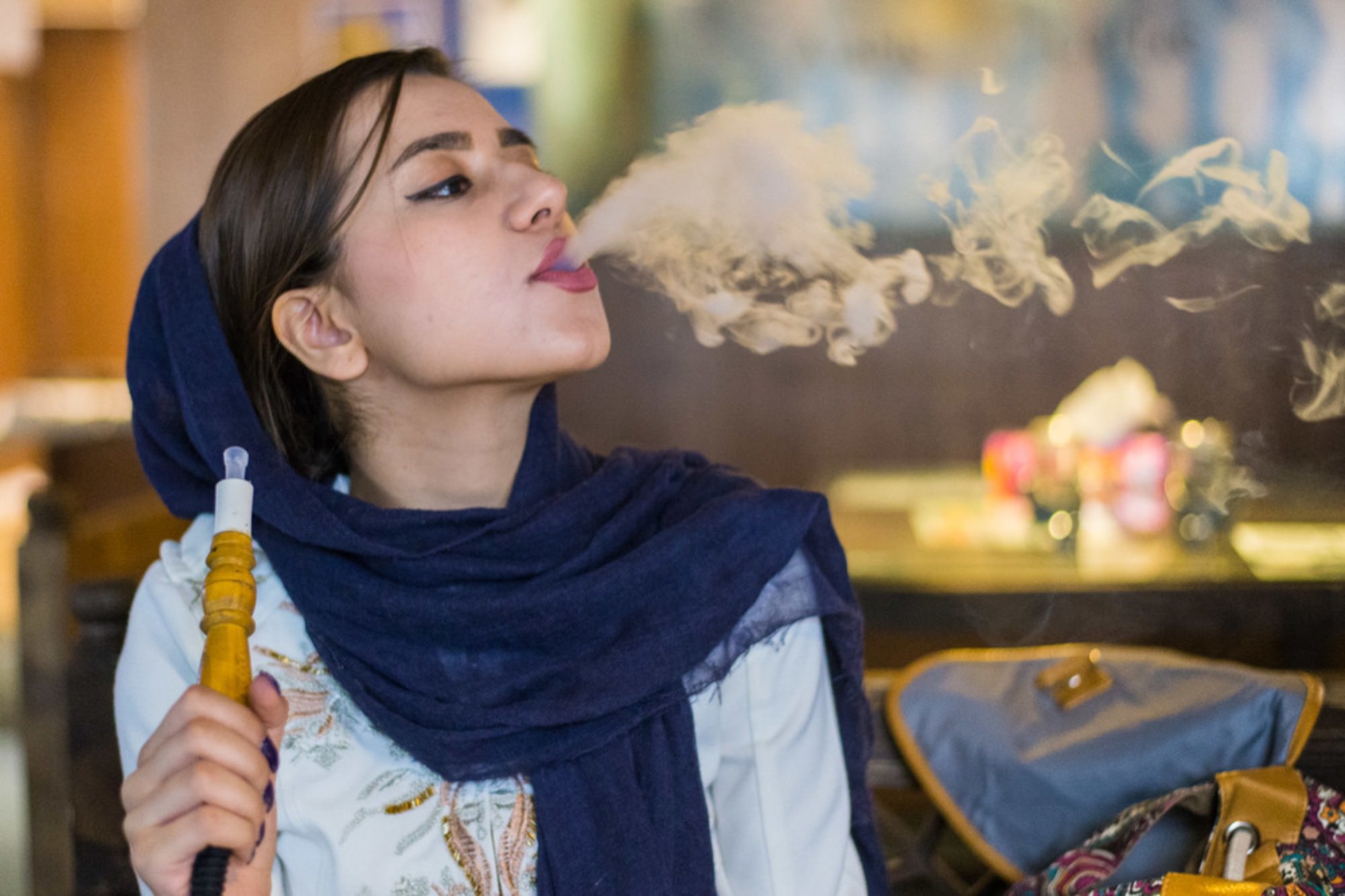 مع رفع القيود.. نصيحة من الصحة العالمية حول الشيشة!
