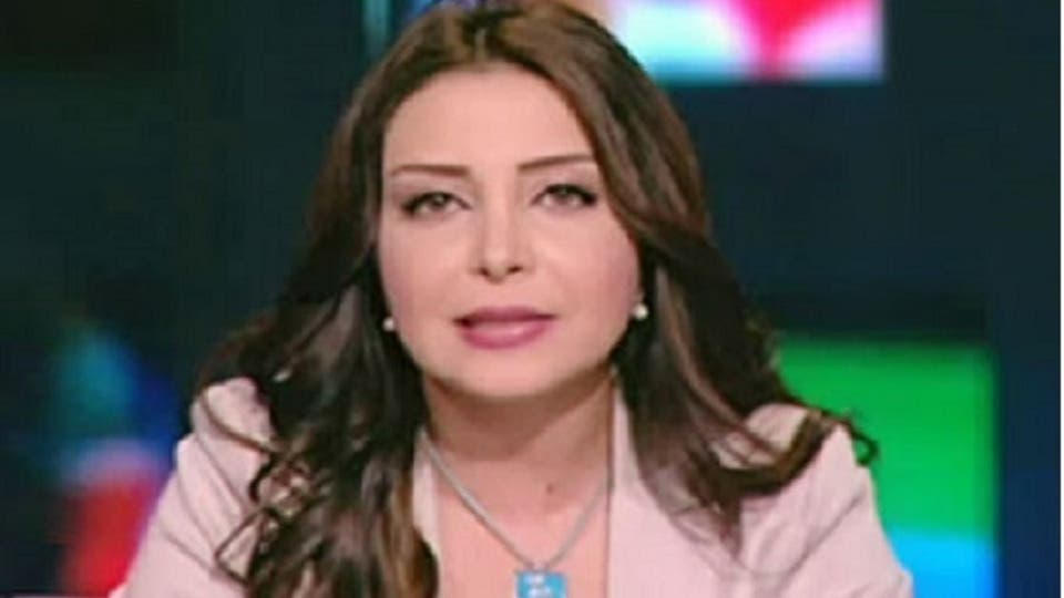 شاهد كيف دب الذعر بإعلامية مصرية ففرت من الأستوديو
