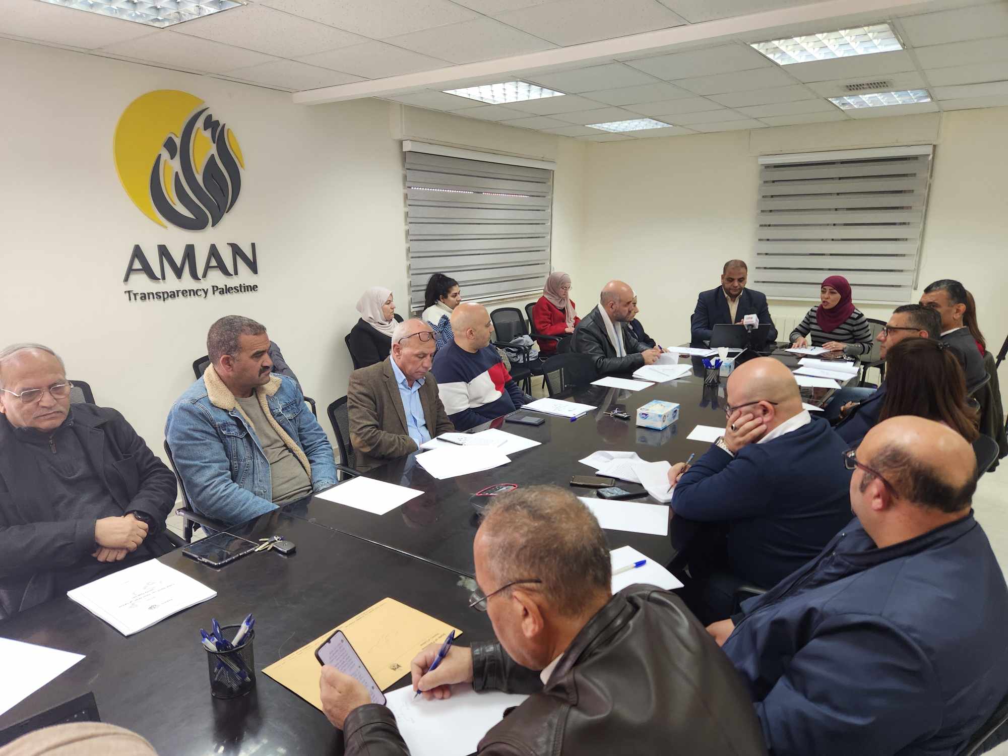 الفريق الأهلي يدعو الحكومة الجديدة لإعداد استراتيجية وطنية متكاملة تشتبك مع الاحتلال في المحافل الدولية وتدعو للانفكاك الاقتصادي

