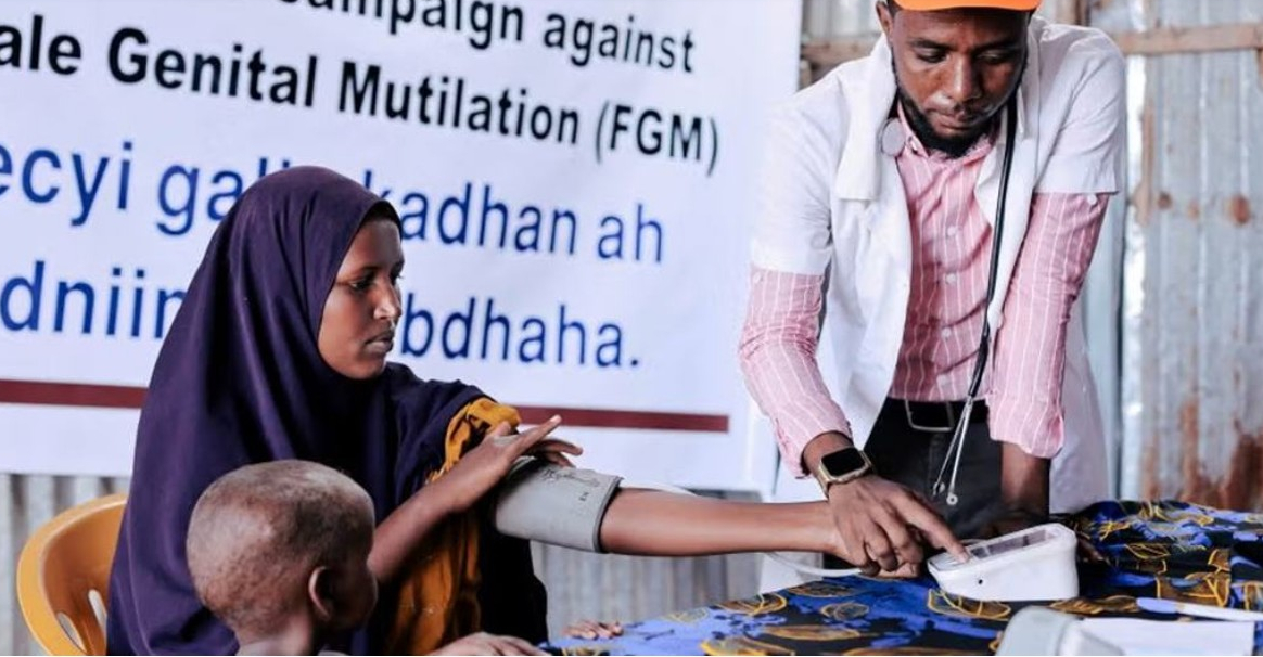 دعوة أممية إلى إنهاء استخدام الطب لتشويه الأعضاء التناسلية للإناث
