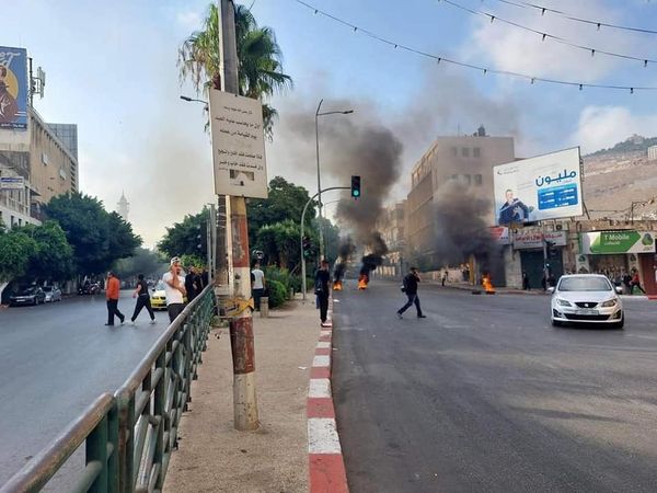 فيديو| إصابات جراء اقتحام الاحتلال للبلدة القديمة في نابلس وسط اشتباكات عنيفة
