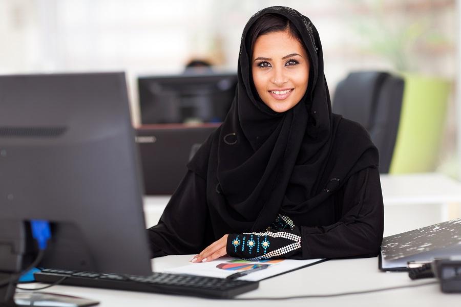 مهن جديدة تفتح أبوابها للمرأة السعودية
