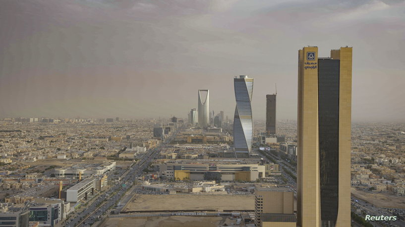 السعودية.. أجنبيات "حبيسات" بالمملكة بسبب قوانين الحضانة
