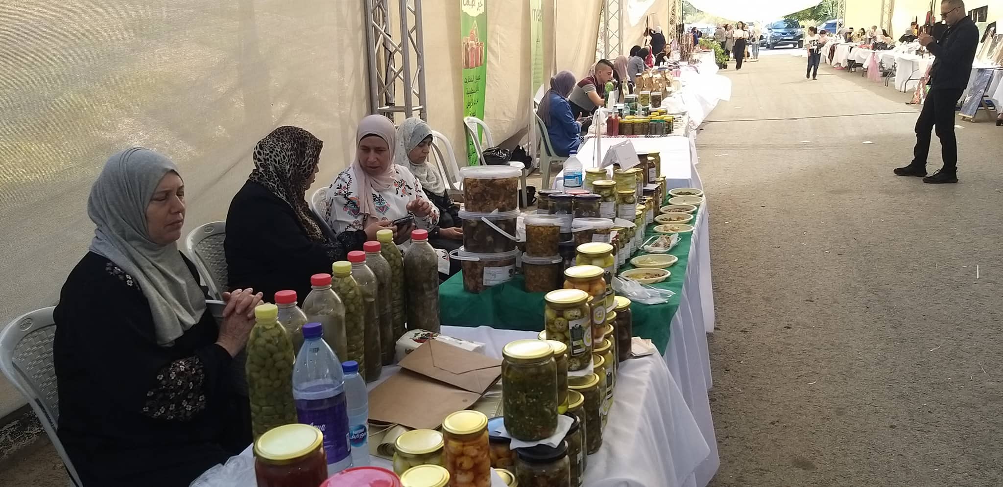 منتدى سيدات الأعمال.. يفتتح معرض "هداياكم من عنا غير 2022 "
