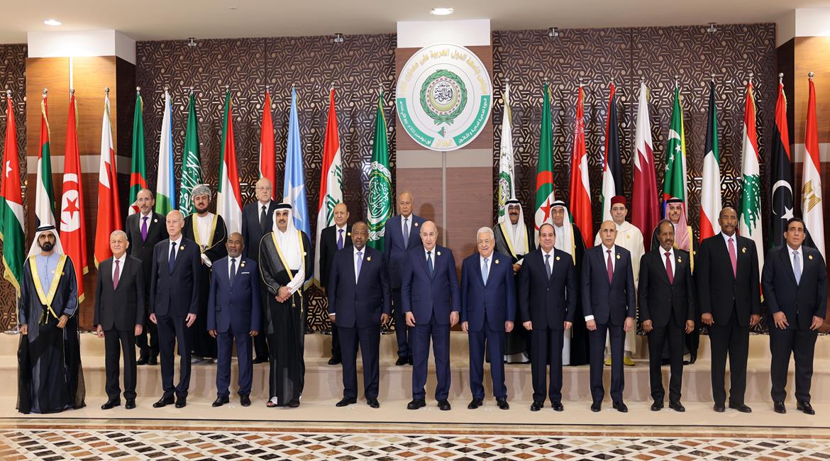 القمة العربية في الجزائر تواصل أعمالها لليوم الثاني
