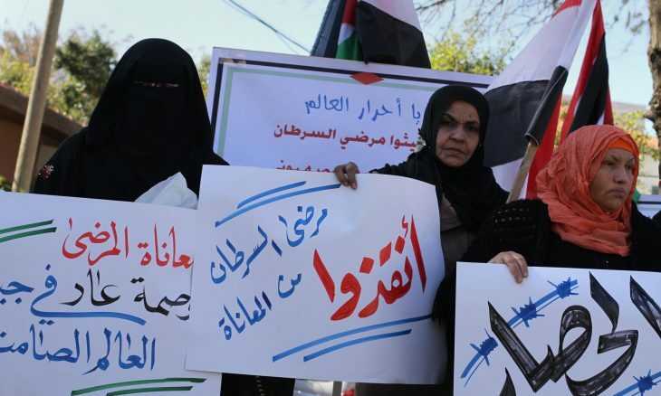 بعد وفاة مريضين.. التماس قضائي للسماح بمرافقة الأطفال المرضى من غزة
