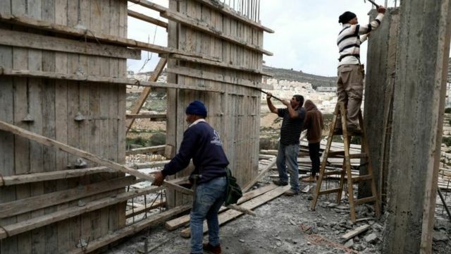 استطلاع يكشف أسباب عزوف المقدسيين عن العمل في "إسرائيل".. من بينها أجورالنساء متدنية
