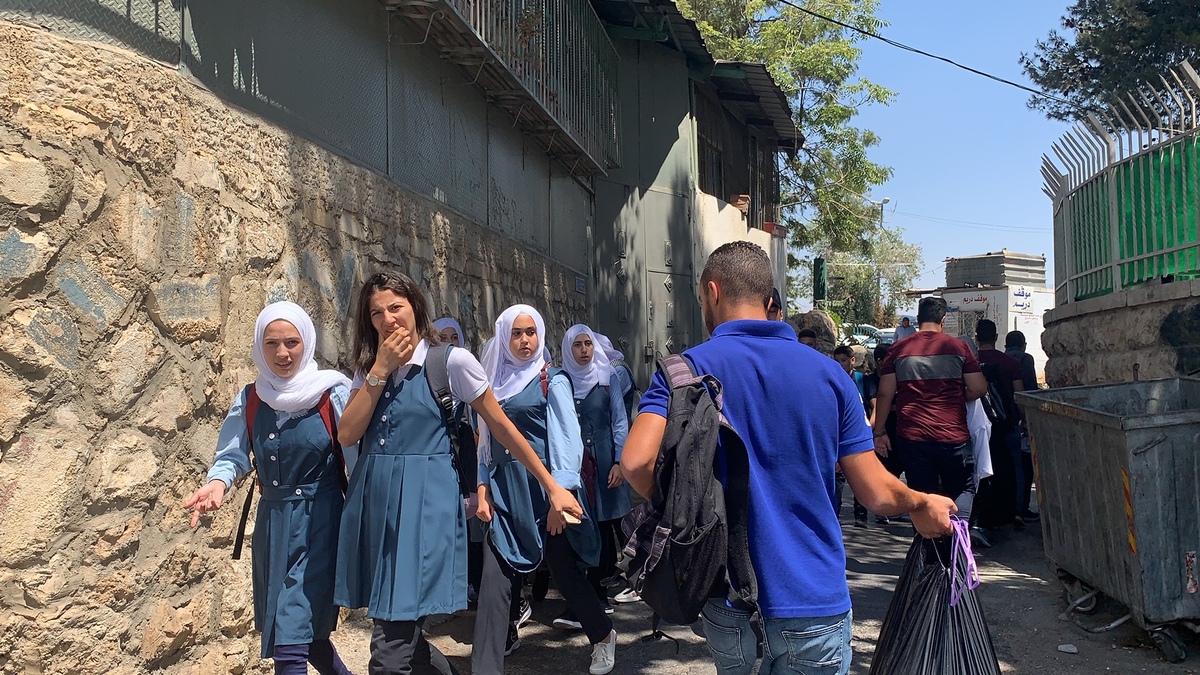 مليون و385 ألف طالب وطالبة.. انطلاق العام الدراسي الجديد في فلسطين
