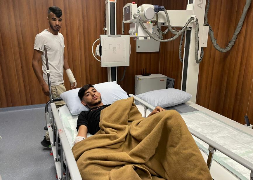 اشتباكات مسلحة.. 3 إصابات إحداها حرجة برصاص الاحتلال غرب جنين
