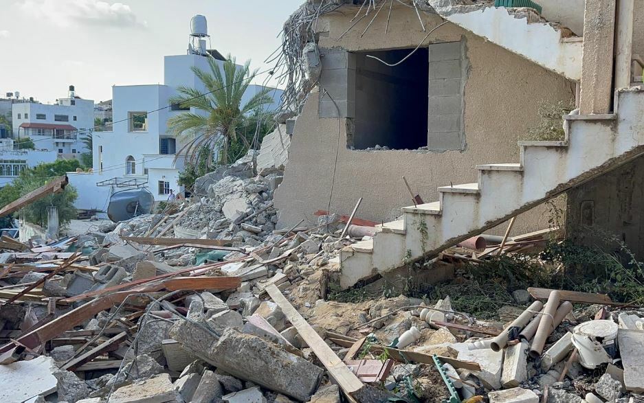 الاحتلال يهدم منزلي عائلتي منفذي عملية "إلعاد" في جنين
