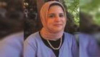 طلبت منه 300 جنيه..مصري يحرق زوجته ويدفنها في الصحراء
