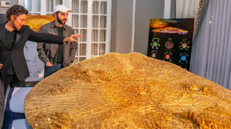 فيديو| رئيس فلسطيني الأصل لدولة بأميركا يبني مدينه لم يسبقه إليها أحد

