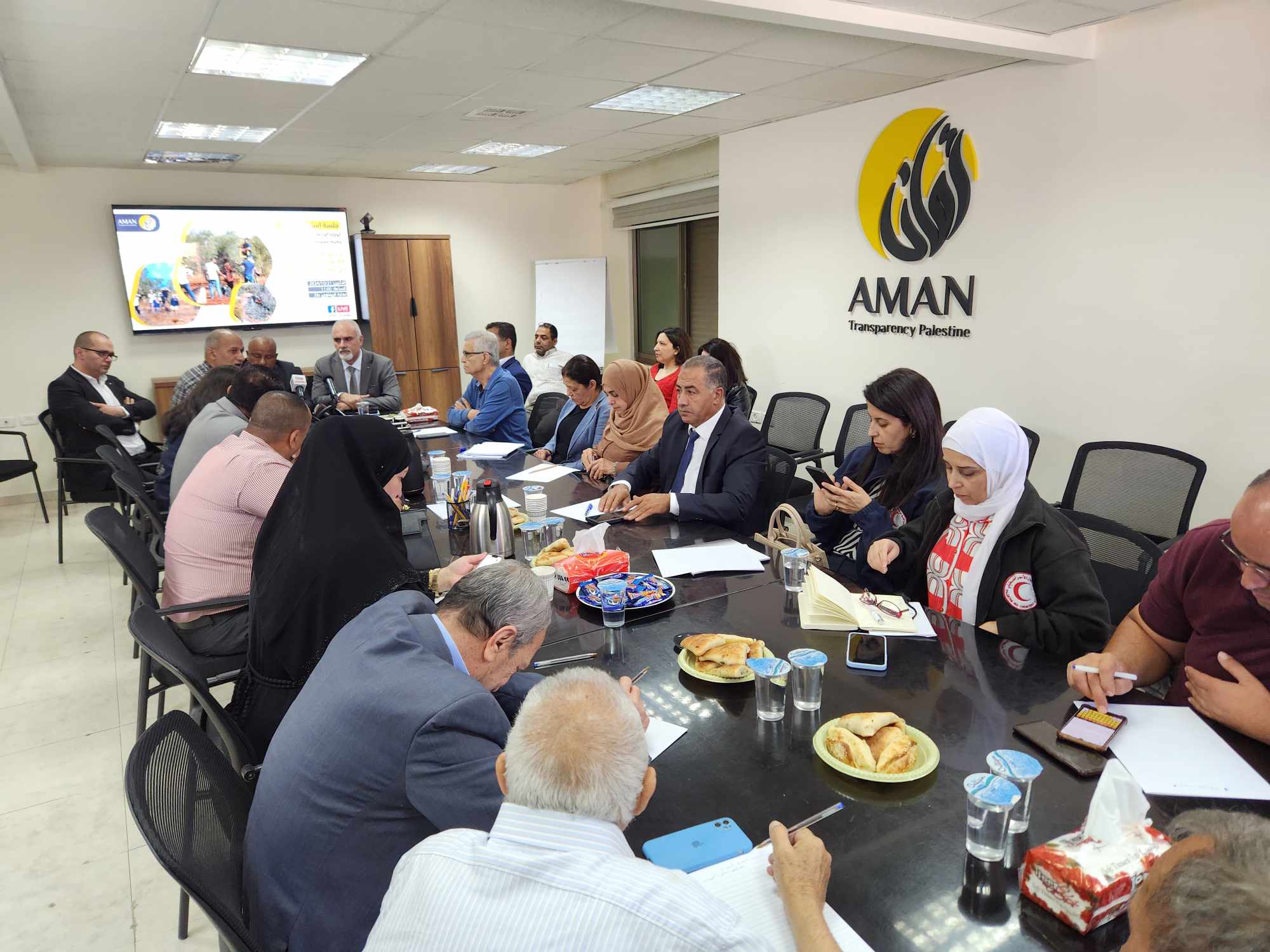 " أمان":  تعقد جلسة استماع لوزارة الزراعة وهيئة مقاومة الجدار والاستيطان "حول الحملة الوطنية الشاملة لإسناد المزارعين في موسم قطف الزيتون للعام الثاني على الحرب"