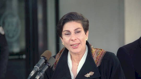 انتخاب حنان عشراوي رئيسة جديدة لمجلس أمناء جامعة بيرزيت
