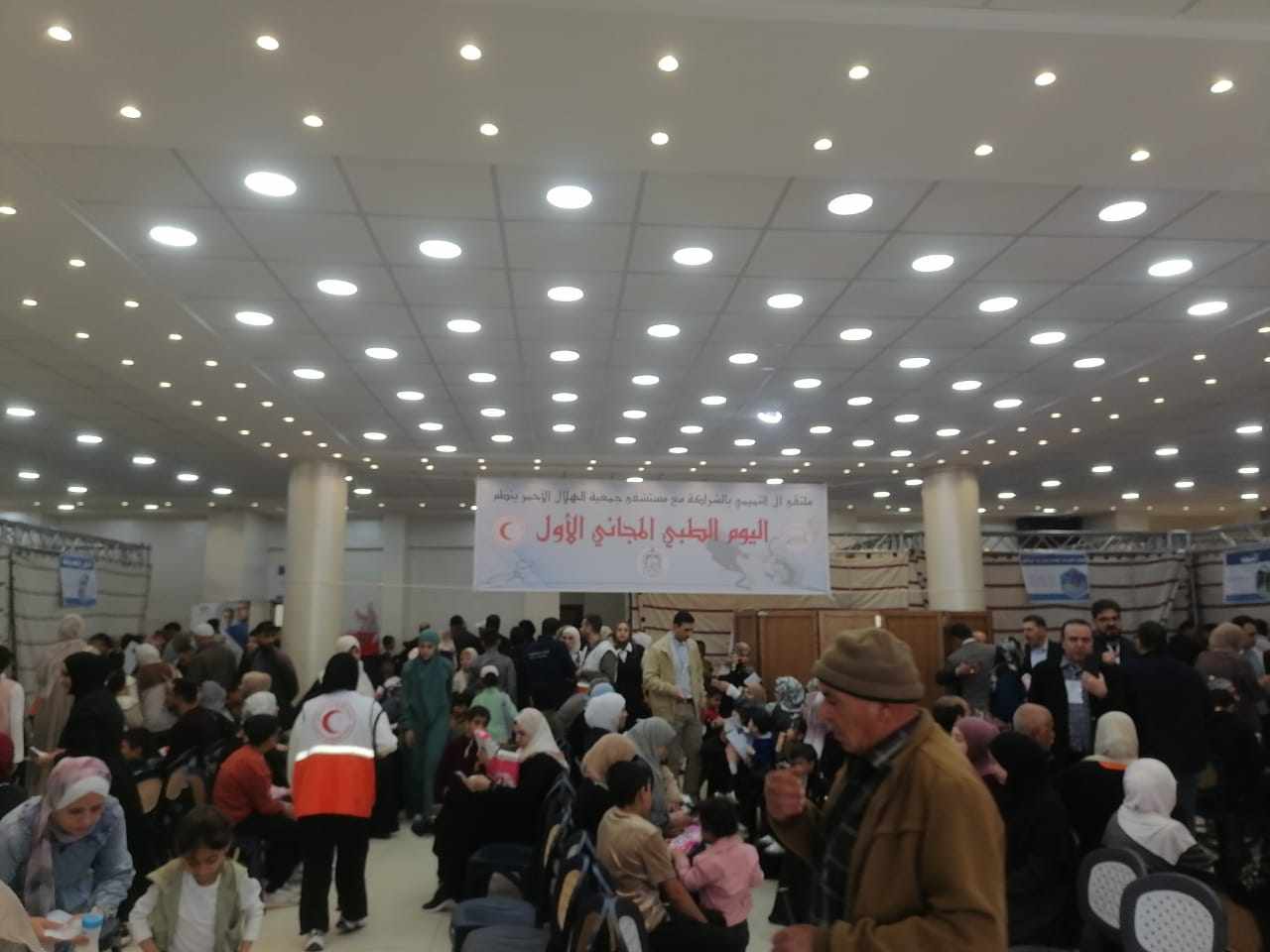 ملتقى آل التميمي يطلق رسميا افتتاح العيادة الطبية خلال عمل يوم طبي مجاني شامل لعموم أبناء شعبنا في  مدينة الخليل

