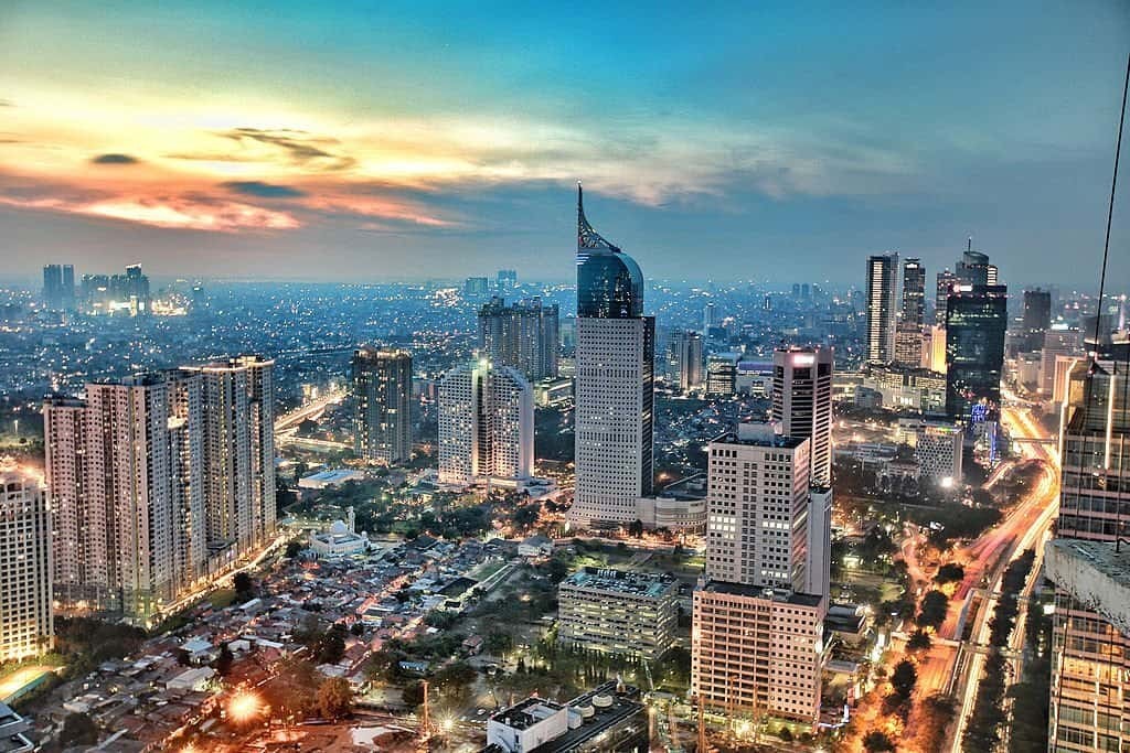 الرئيس الإندونيسي يعرض إيواء جرحى وأطفال غزة مؤقتا