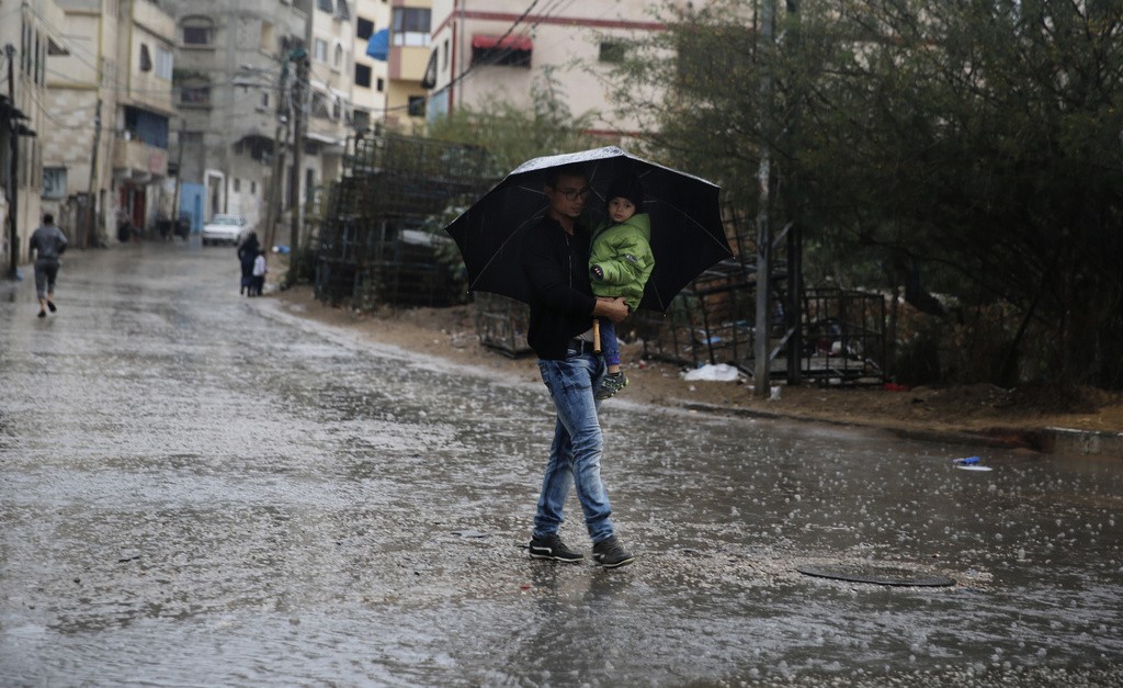 الطقس: أجواء باردة وفرصة ضعيفة لسقوط أمطار متفرقة

