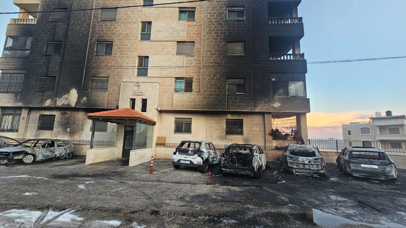 المنظمات الأهلية: ما جرى في البيرة ناقوس خطر وعلى السلطة الفلسطينية تحمل المسؤولية بحماية ابناء شعبنا  

