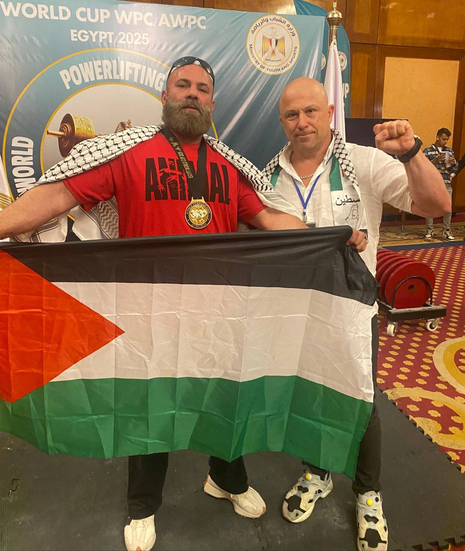 الفلسطيني أشرف السلايمة يتوج بذهبية العالم للقوة البدنية
