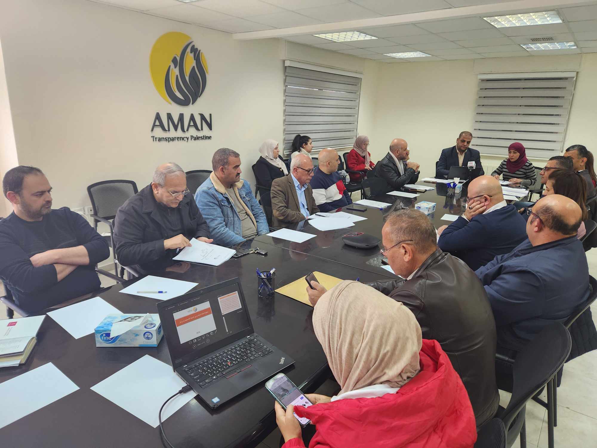 صوت| "أمان" تعقد جلسة لنقاش دراسة حول "الشفافيّة في العلاقة الماليّة ما بين السلطة الوطنية الفلسطينية ودولة الاحتلال"


