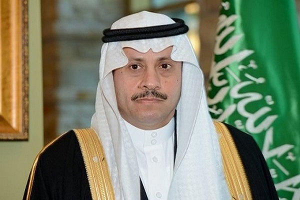 وفد سعودي يزور الأراضي الفلسطينية لأول مرة للقاء الرئيس عباس
