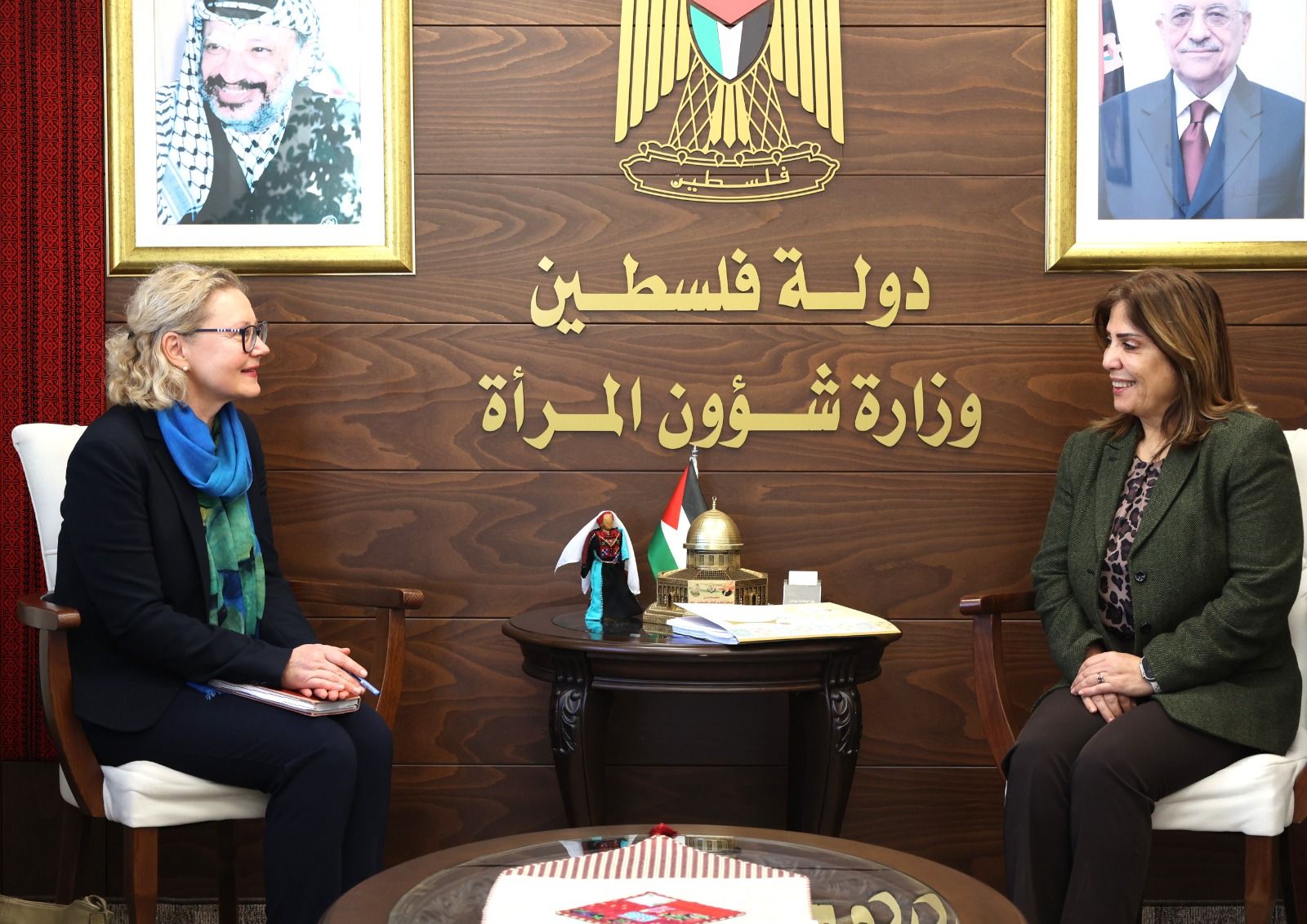 الخليلي تطلع ممثلة ليتوانيا على تداعيات عدوان الاحتلال بحق النساء وتؤكد حقهن بالحماية
