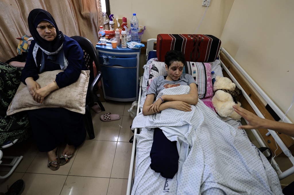 المفوض العام للأونروا: 10 أطفال يفقدون ساقا أو ساقين في غزة يوميا

