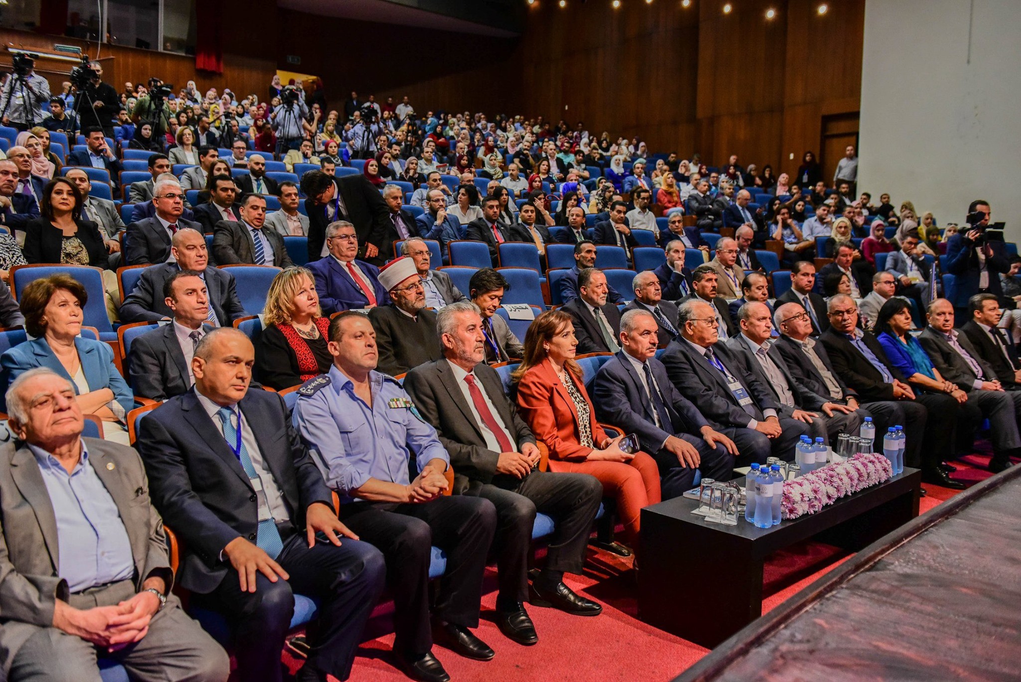 الجهاز الاحصائي والجامعة الامريكية ينظمان مهرجان علم البيانات الأول في فلسطين
