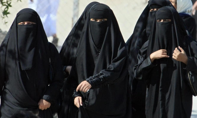 المرأة السعودية: نظام الولاية يحكم قبضته بدعاوى "التّغيب" و"العقوق"
