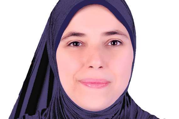 لماذا يتحول هذا الشخص المدعو "رجل" إلى وحش كاسر أو غول مع النساء؟
