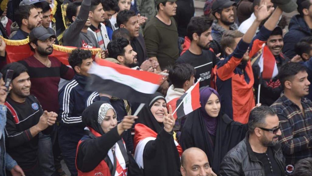 نيل من الشرف واتهام بالعمالة.. موجة قمع تلاحق الناشطات في العراق
