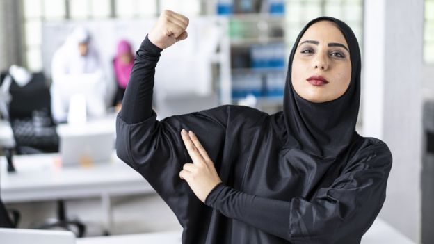 "النسوية حركة متطرفة" فيديو لأمن الدولة السعودي يثير الجدل
