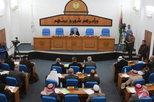 "تشريعي غزة" يقر بالقراءة الأولى قانون العقوبات البديلة
