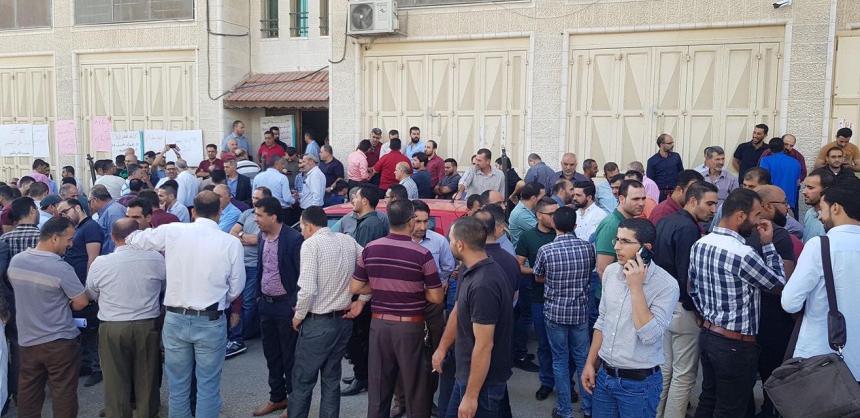 احتجاجا على العنف والجريمة: إضراب بعرعرة وتعليق الدراسة بـ"التقوى" برهط
